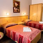 Lazensky Sadovy Pramen 3* Karlovy Vary