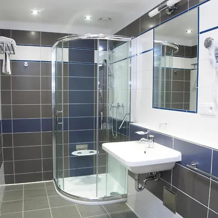 Lazensky Sadovy Pramen 3*