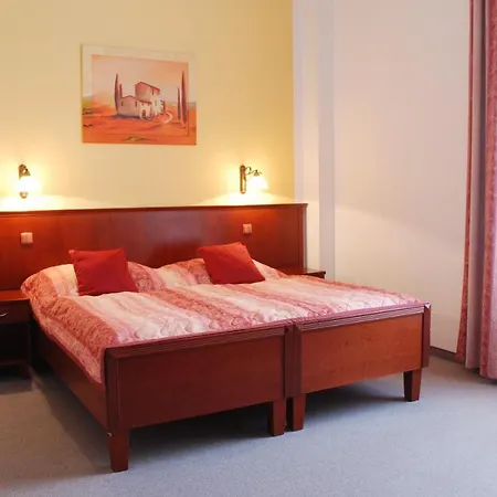 Hotel Lazensky Sadovy Pramen Karlovy Vary