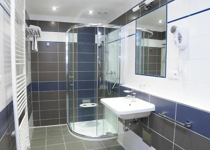 Lazensky Sadovy Pramen 3*